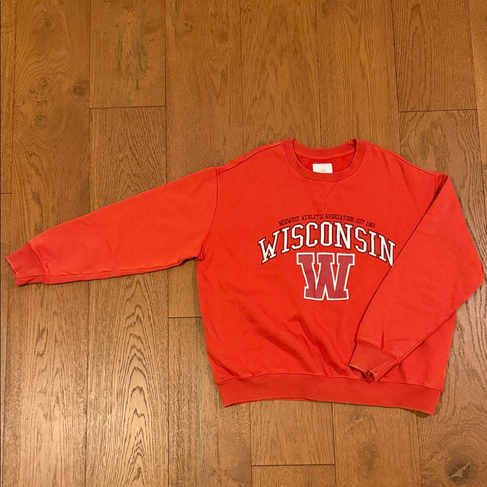 Wisconsin Red Women’s Sweatshirt